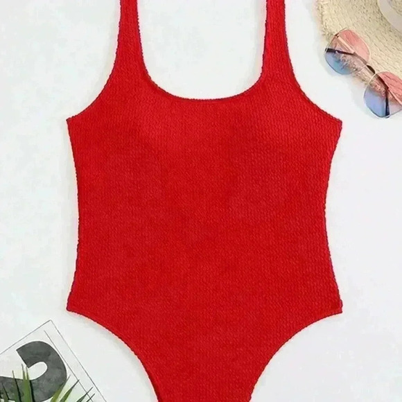 Red Women's Solid Colored Texture Fabric Sexy Backless Sports One-Piece Swimsuit - Picture 3 of 4